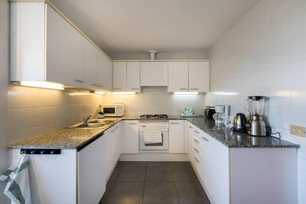 Sea Views & City Skyline Barcelona Exterior photo